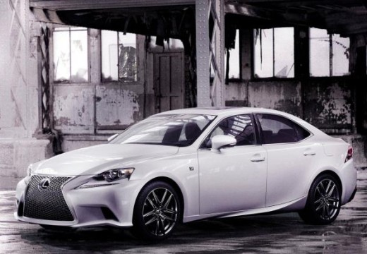 Lexus IS berline